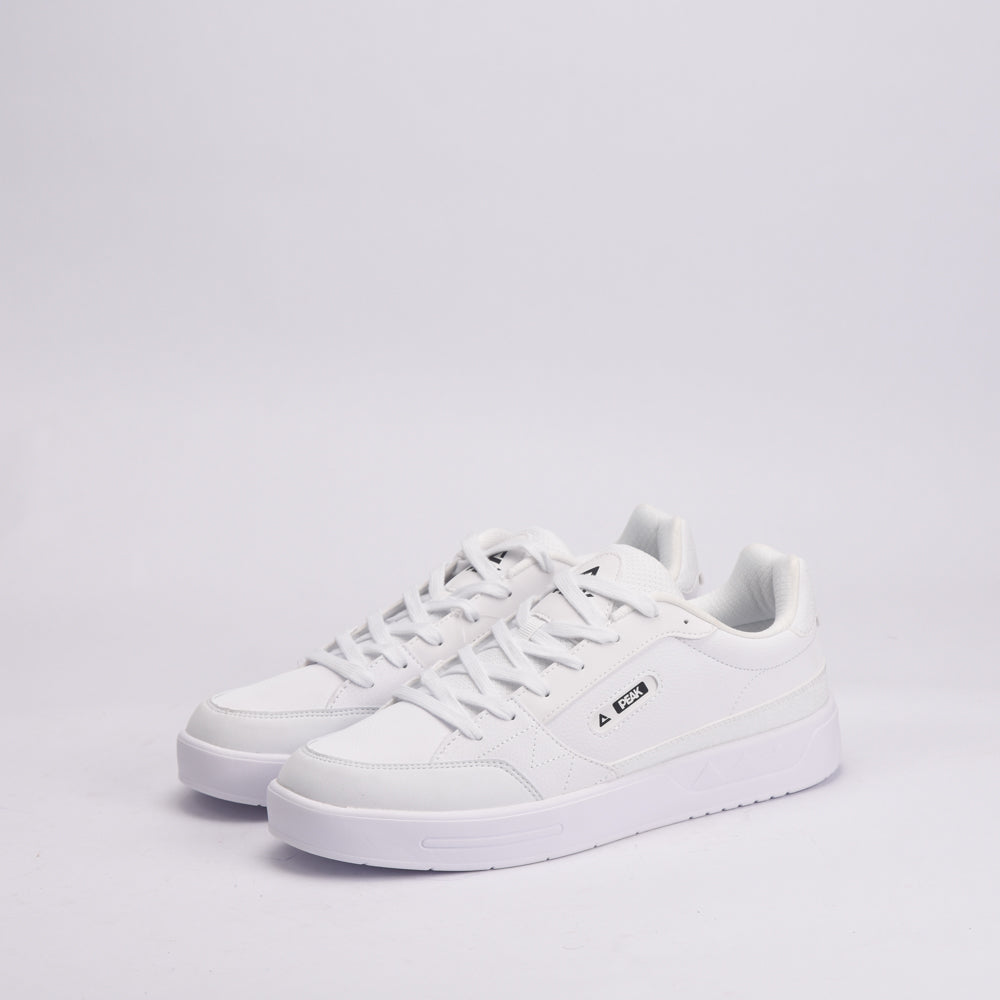 PEAK FOOTWEAR