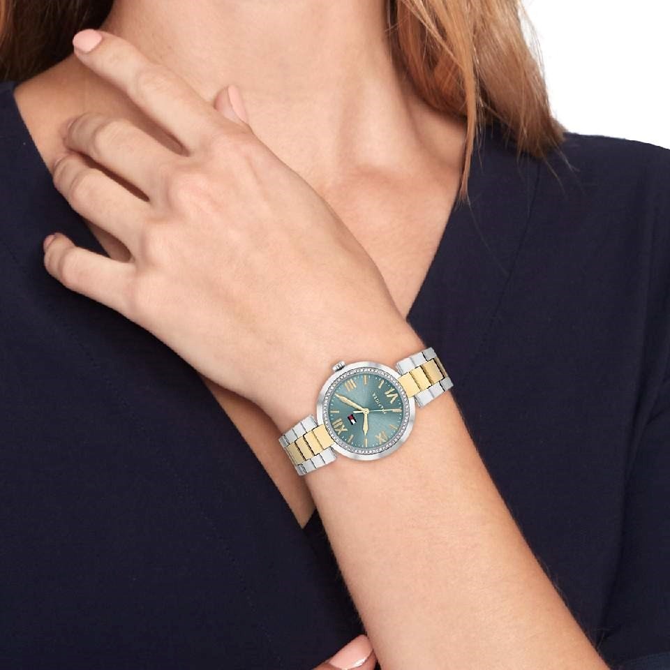 Montre Tommy Hilfiger Two-Tone Steel Light Blue Dial