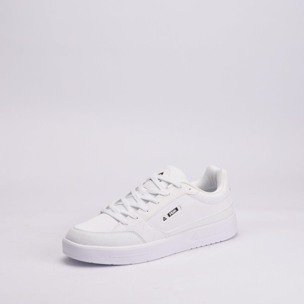PEAK FOOTWEAR