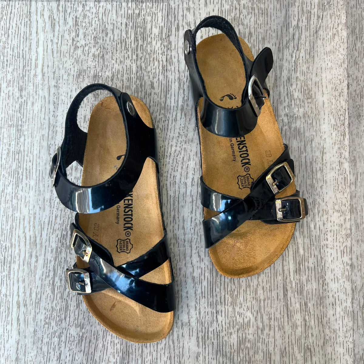 KUMBA NOIR VERNIS