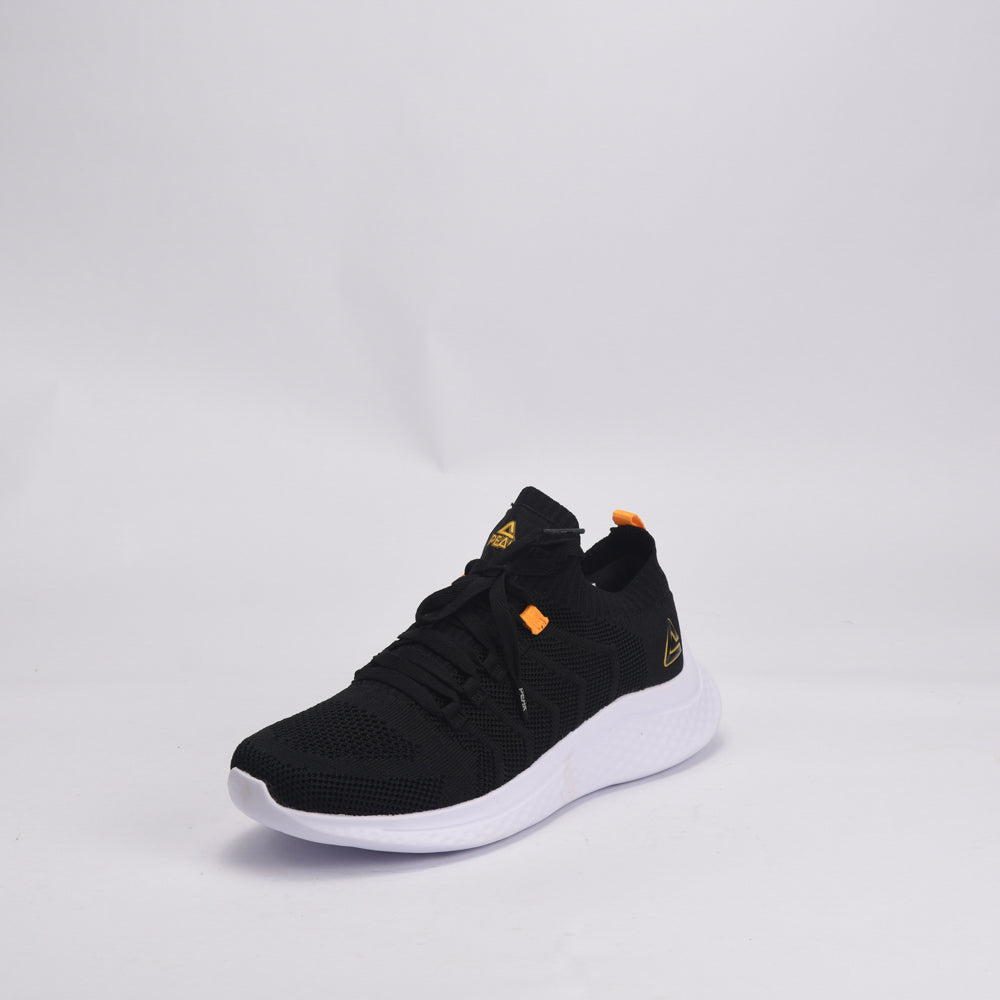 PEAK FOOTWEAR