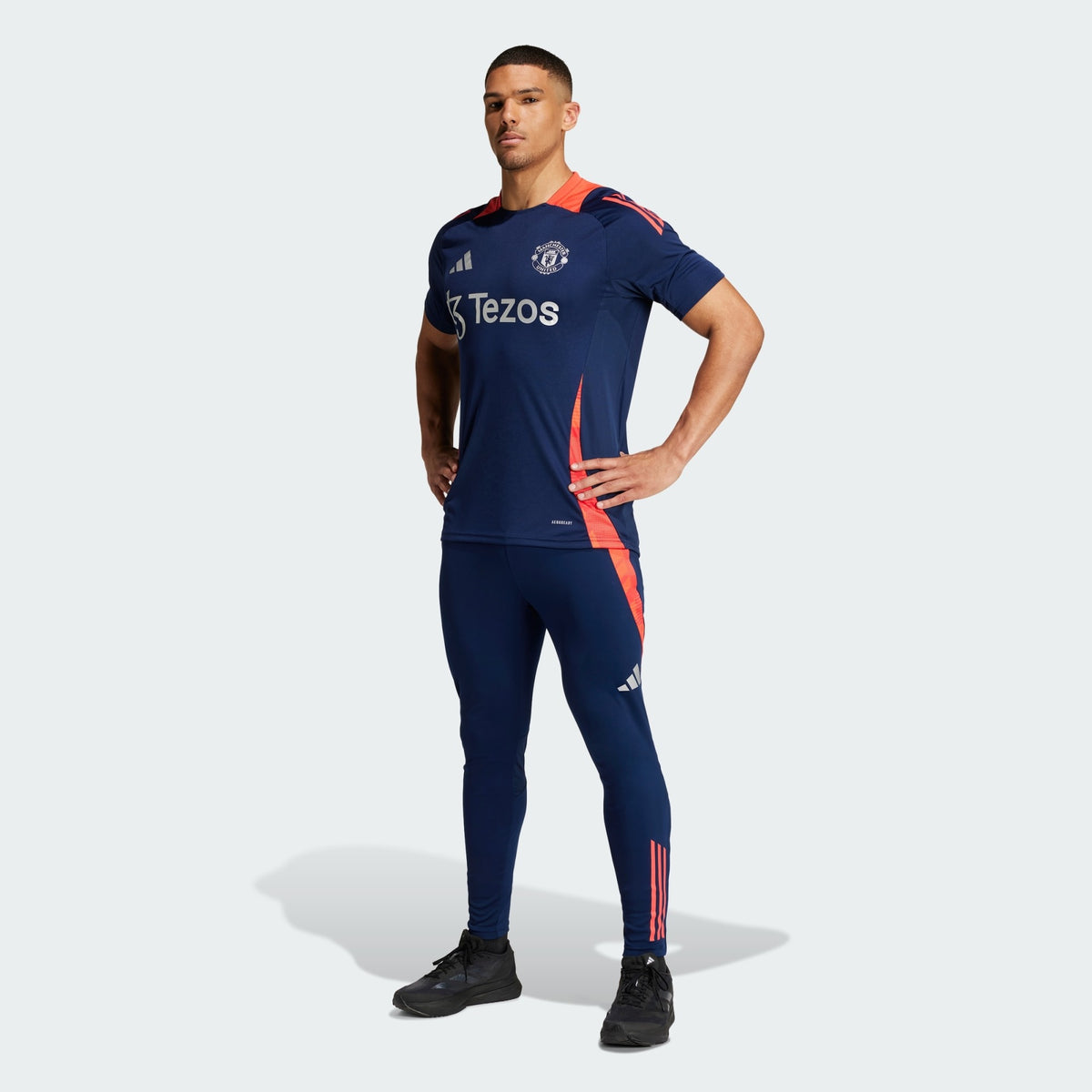 Pantalon d\'entraînement Manchester United Tiro 24 Adidas