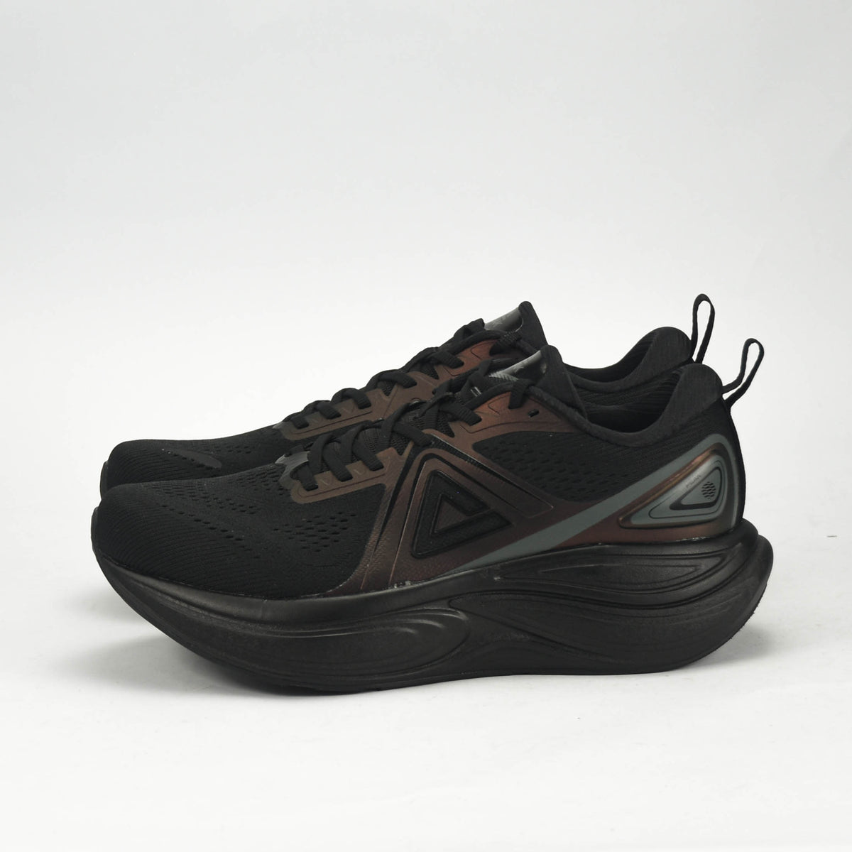 PEAK SPORTS SHOES