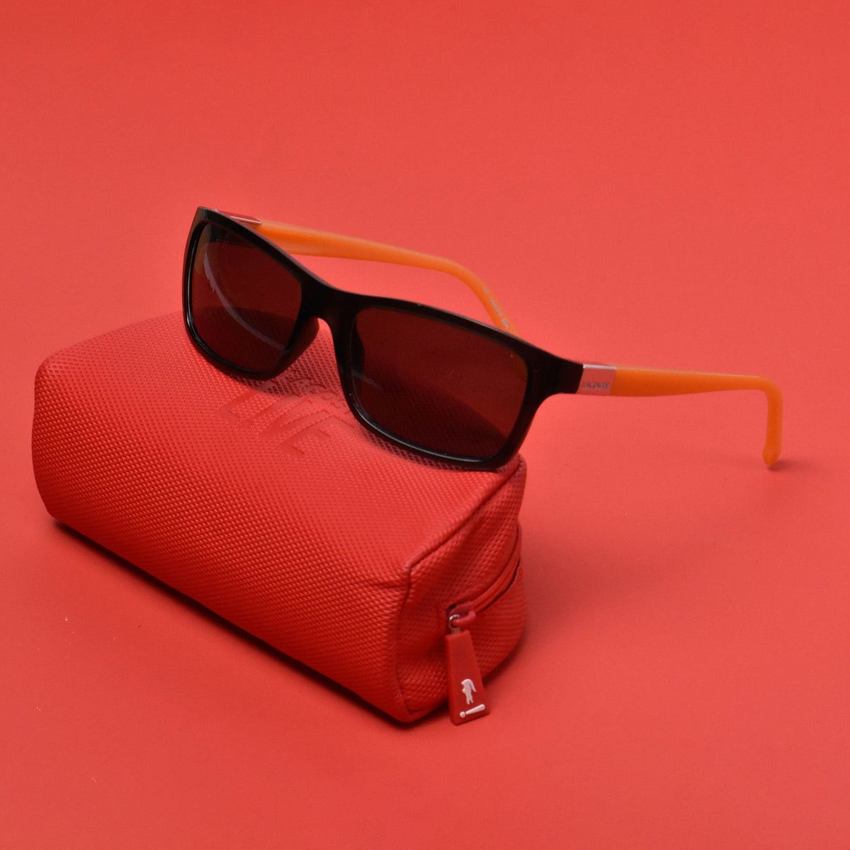 LUNETTE DE SOLEIL LACOSTE