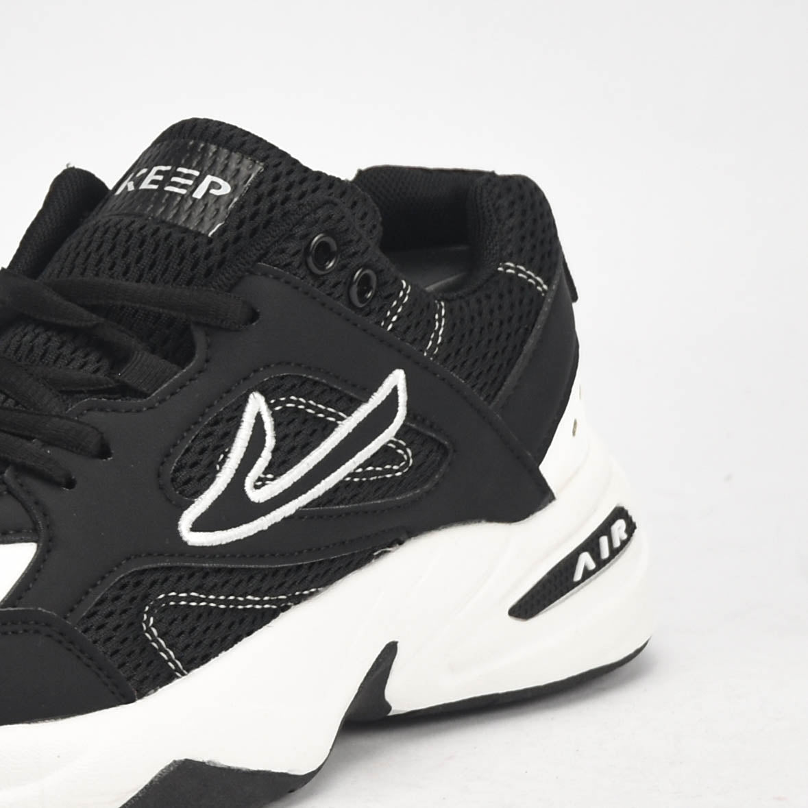 KEEP SHOES B529-BW